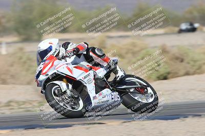 media/Nov-01-2025-CVMA (Sat) [[fc0f7531b8]]/Race 7-Formula Twins-Formula 40 UL/